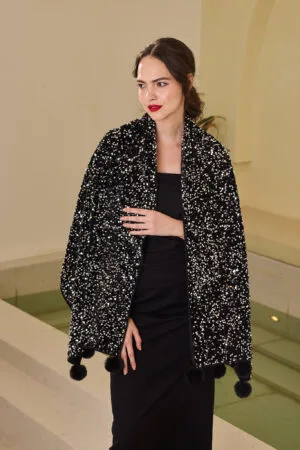 Cape - Black - Max London