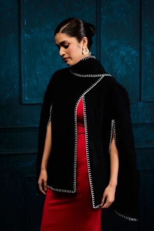 Cape - Black - Season25